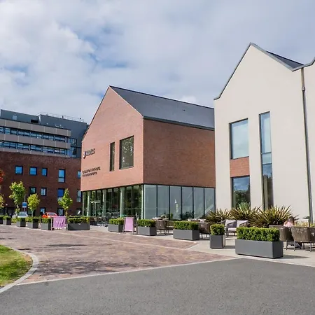 Hotel Edgbaston Park 4*