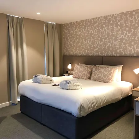 Hotel Edgbaston Park 4*