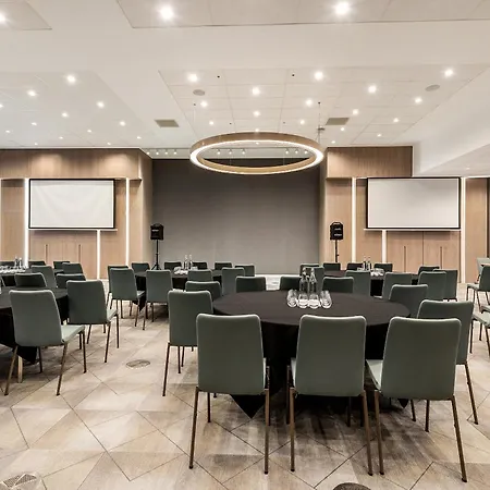 Szálloda Edgbaston Park 4*